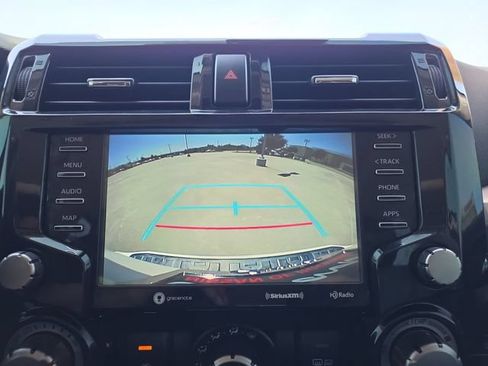 Used 2020 Toyota 4Runner SR5 Premium w/ Moonroof Package AWD/4WD image 9