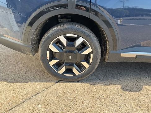 New 2027 Kia Telluride S image 9