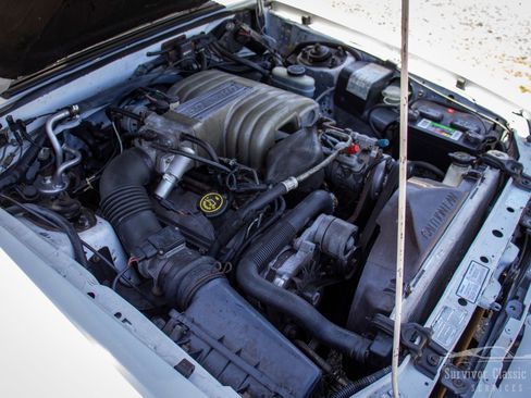 Used 1989 Ford Mustang LX RWD image 8