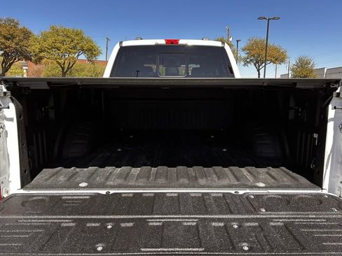 Used 2023 Ford F250 Lariat w/ Lariat Ultimate Package AWD/4WD image 35