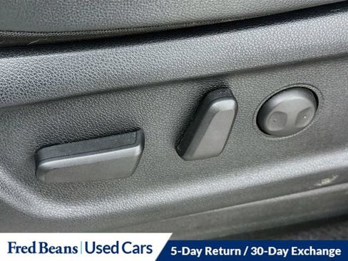 Used 2020 Kia Sedona EX FWD image 38