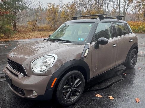 Used 2012 MINI Cooper Countryman S image 1