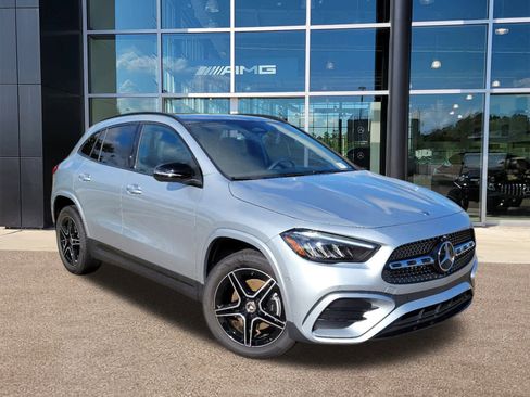 New 2025 Mercedes-Benz GLA 250 image 2