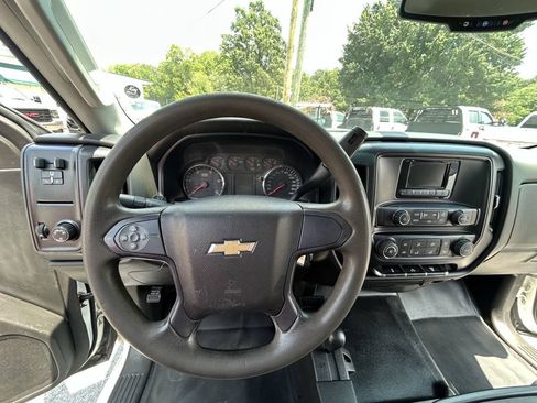Used 2015 Chevrolet Silverado 3500 W/T w/ WT Convenience Package AWD/4WD image 14