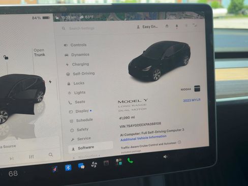 Used 2023 Tesla Model Y Long Range AWD/4WD image 10