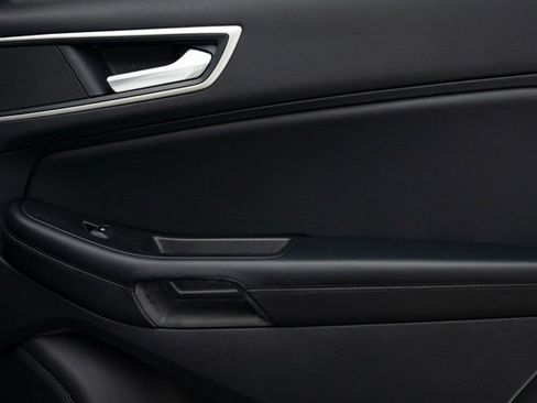 Used 2022 Ford Edge SEL w/ Convenience Package image 31