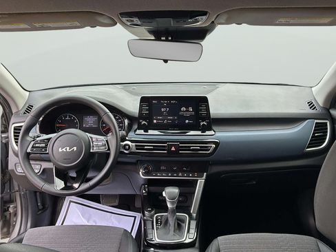 Used 2023 Kia Seltos S FWD image 20