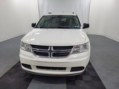 Used 2020 Dodge Journey SE w/ SE Popular Equipment Group image 15