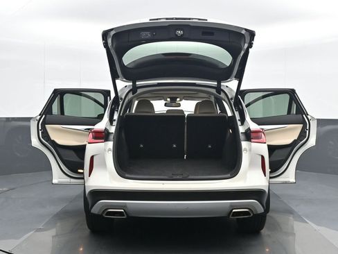 Used 2022 INFINITI QX50 Essential image 25