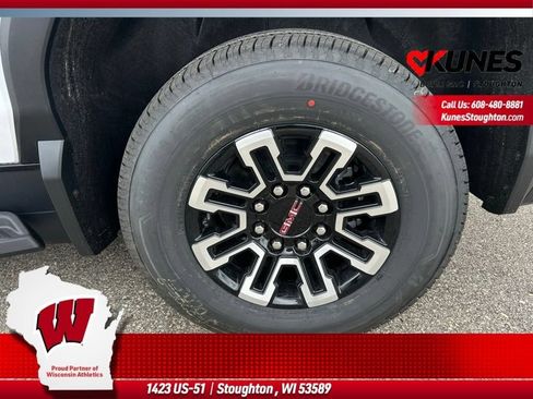 New 2026 GMC Sierra EV Elevation AWD/4WD image 18