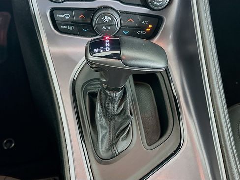 Used 2019 Dodge Challenger R/T RWD image 23