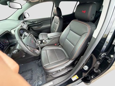 Used 2023 GMC Acadia AT4 w/ Technology Package AWD/4WD image 24