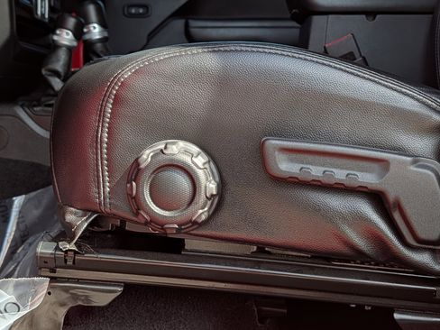 Used 2020 Jeep Wrangler Unlimited Sport S image 22