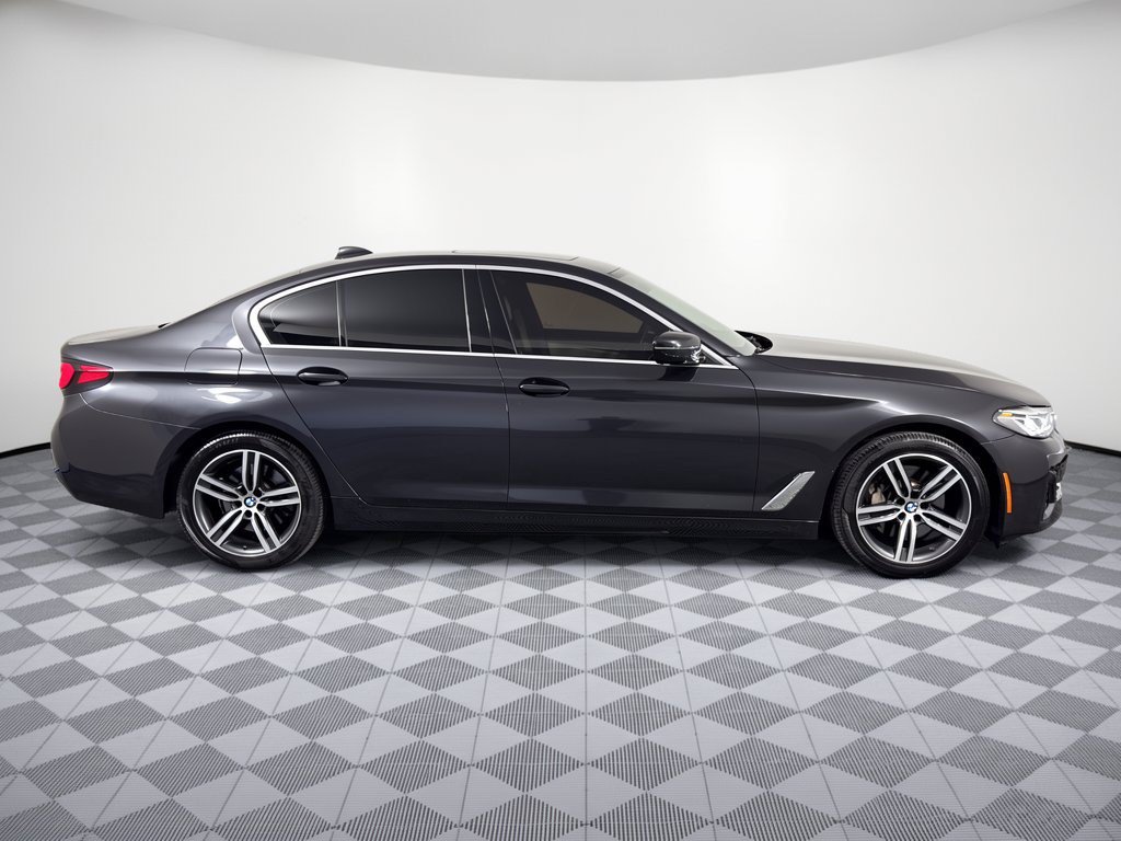 Used 2023 BMW 530i w/ Premium Package RWD image 8
