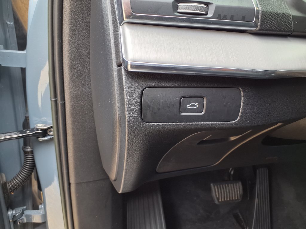 Used 2023 Volvo XC90 B5 Core w/ Protection Package Premier AWD/4WD image 21