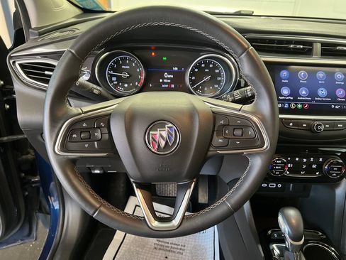 Used 2022 Buick Encore GX Select AWD/4WD image 23