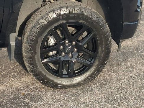 Used 2023 Chevrolet Silverado 1500 RST image 11