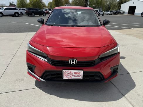 Used 2023 Honda Civic Sport image 3