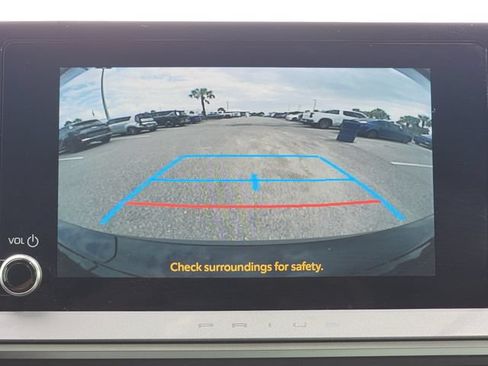 Used 2025 Toyota Prius LE FWD image 22