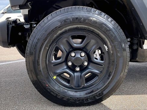 New 2026 Jeep Gladiator Sport image 12