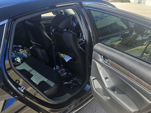 Used 2022 Honda Accord EX-L image 18