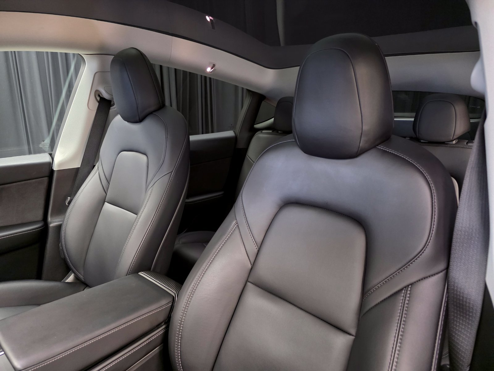 Used 2022 Tesla Model Y Performance AWD/4WD image 18