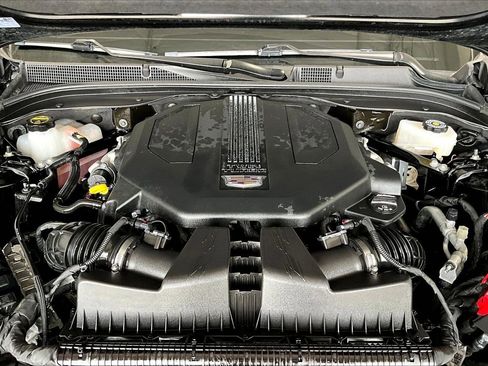 Used 2024 Cadillac CT5 V w/ Premium Package image 9