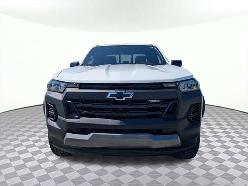 Used 2026 Chevrolet Colorado Trail Boss AWD/4WD image 8