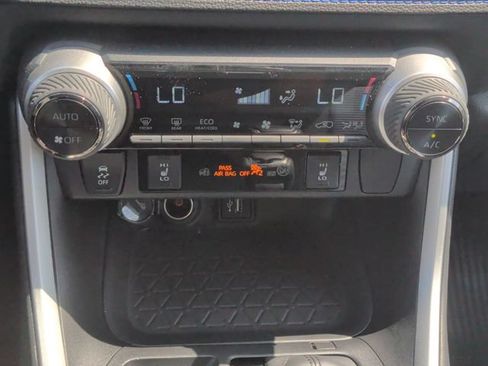 Used 2024 Toyota RAV4 XSE AWD/4WD image 26
