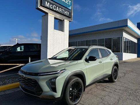 New 2026 Chevrolet Trax ACTIV image 2