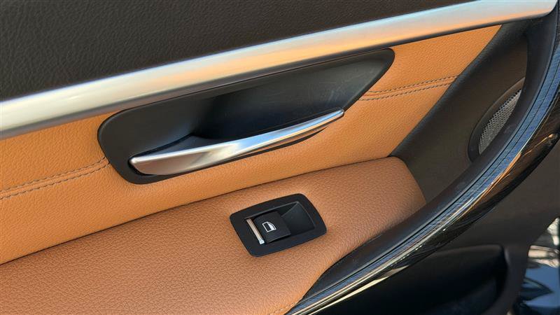 Used 2018 BMW 340i xDrive Sedan w/ Premium Package AWD/4WD image 44