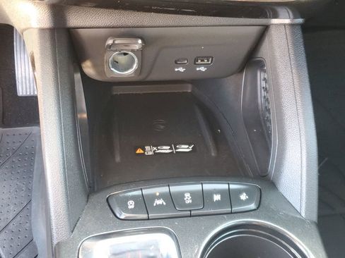 Used 2025 Chevrolet TrailBlazer RS w/ Convenience Package FWD image 29