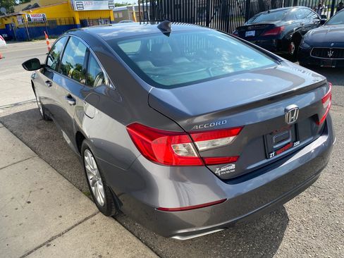 Used 2019 Honda Accord LX image 2