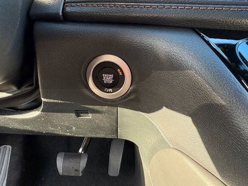 New 2026 Chrysler Pacifica Pinnacle w/ Trailer Tow Group image 26