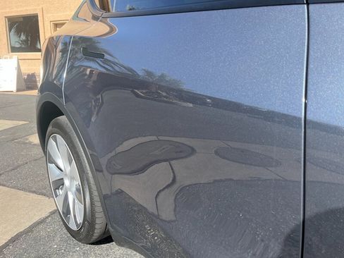 Used 2023 Tesla Model Y AWD image 27