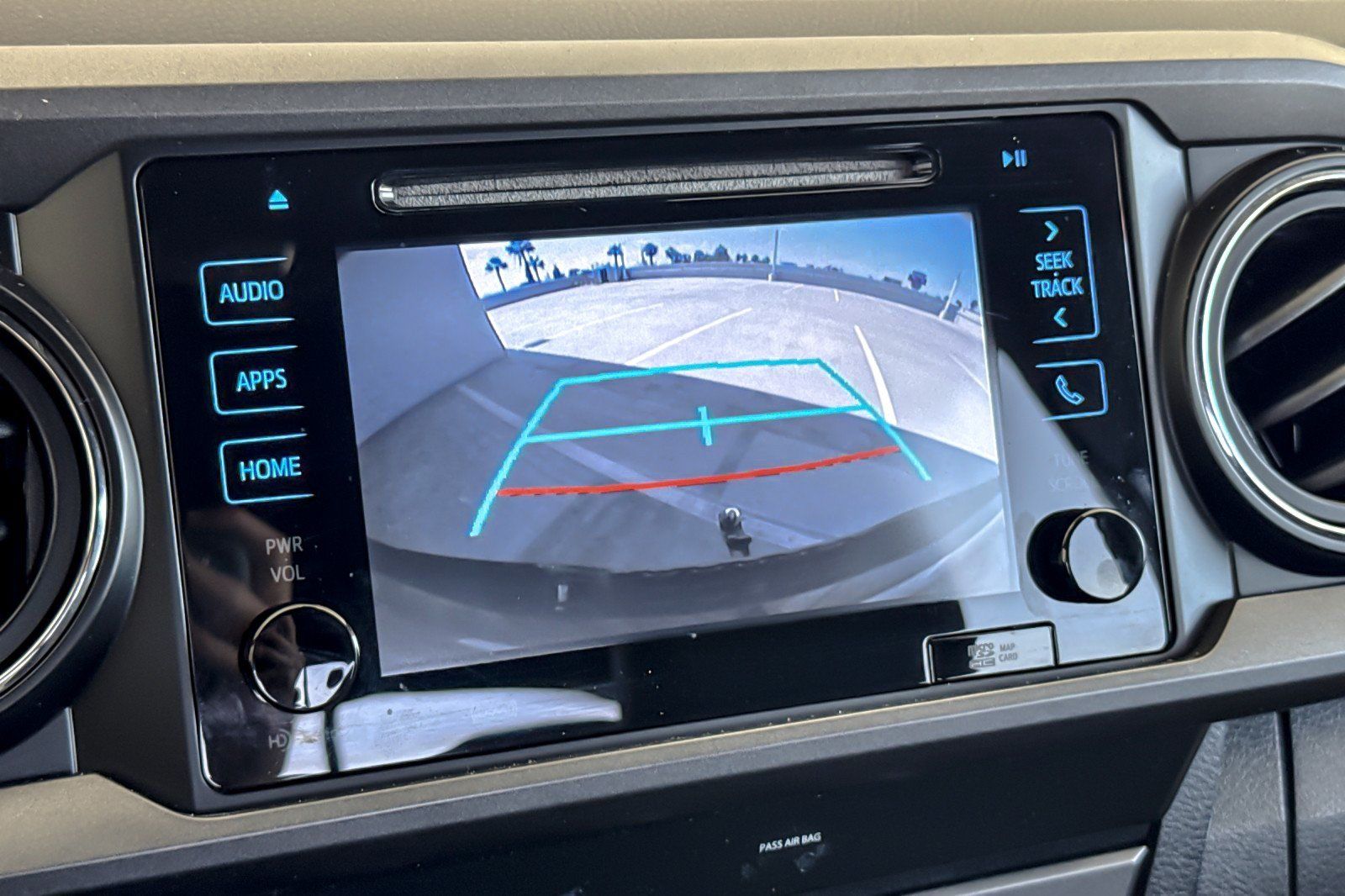 Used 2019 Toyota Tacoma TRD Sport RWD image 18