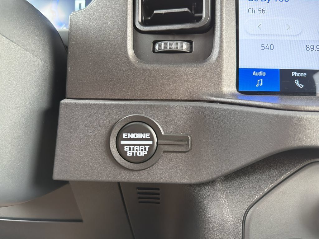 Used 2025 Ford Bronco Badlands AWD/4WD image 32