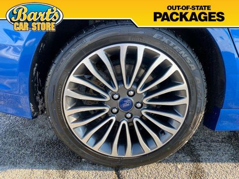 Used 2017 Ford Fusion SE w/ Fusion SE Technology Package image 7