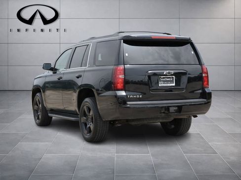 Used 2017 Chevrolet Tahoe LT w/ LT Midnight Edition AWD/4WD image 5