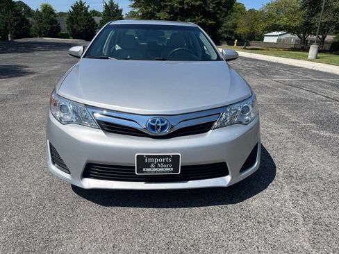 Used 2012 Toyota Camry LE FWD image 25