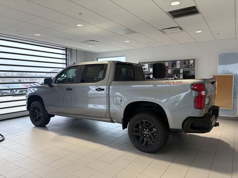 New 2026 Chevrolet Silverado 1500 LT Trail Boss w/ Convenience Package II image 3