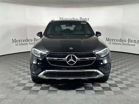 Certified 2025 Mercedes-Benz GLC 300 4MATIC image 2
