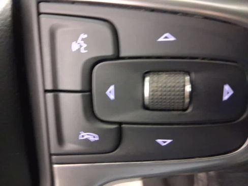 Used 2020 Chevrolet Silverado 1500 LT w/ All-Star Edition image 34