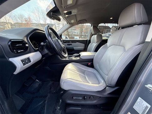 Used 2023 Honda Pilot EX-L image 13