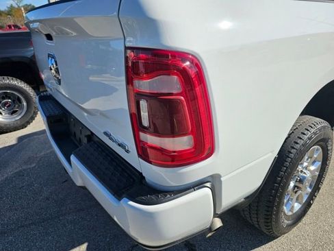 Used 2024 RAM 2500 Laramie image 12