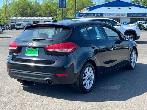 Used 2017 Kia Forte LX w/ LX Popular Plus Package FWD image 6
