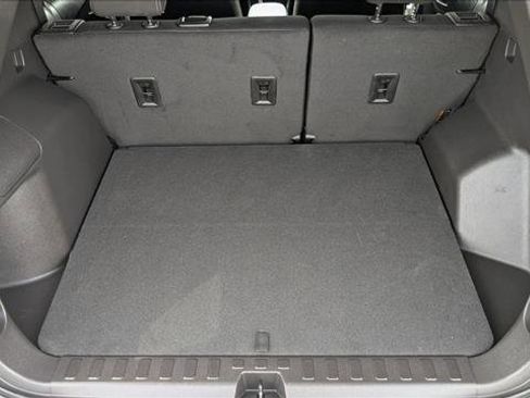 Used 2024 Chevrolet Equinox LS w/ LS Convenience Package image 6