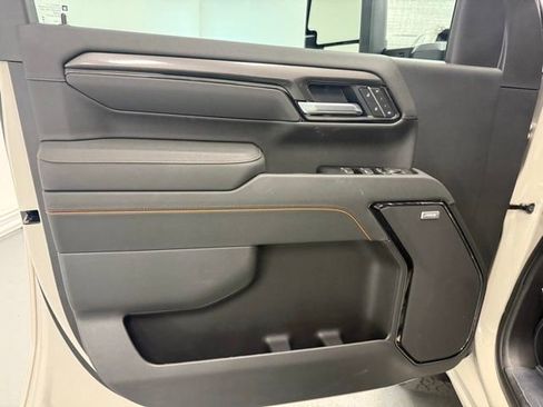 New 2026 GMC Sierra 2500 AT4 image 12