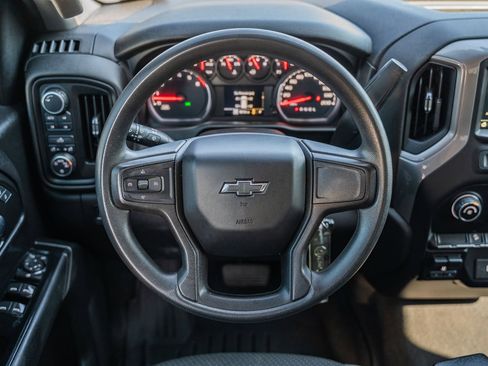 Used 2019 Chevrolet Silverado 1500 Custom Trail Boss image 21