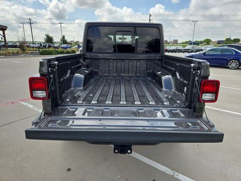 Used 2022 Jeep Gladiator Mojave w/ Trailer Tow Package AWD/4WD image 31